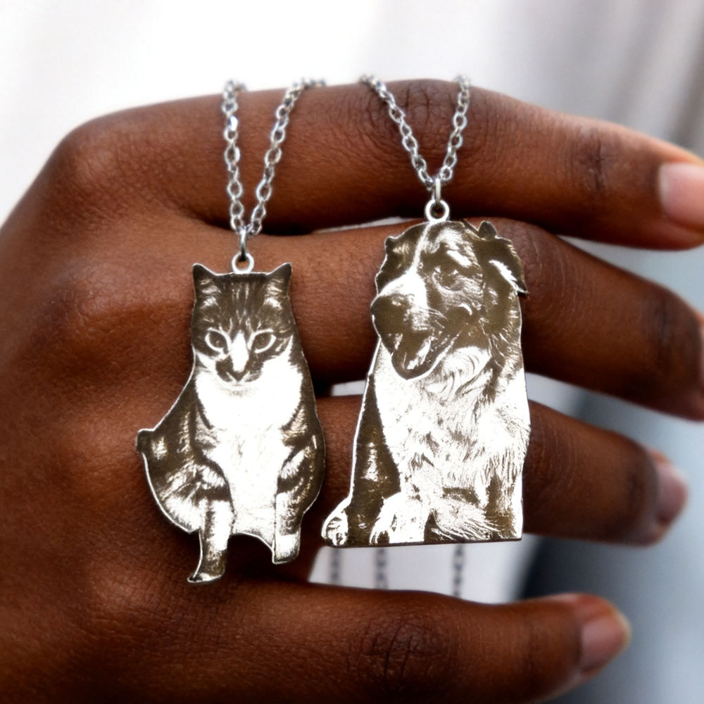 Fashion Women Picture - Custom Engrave Pet Photo Necklace 35mm