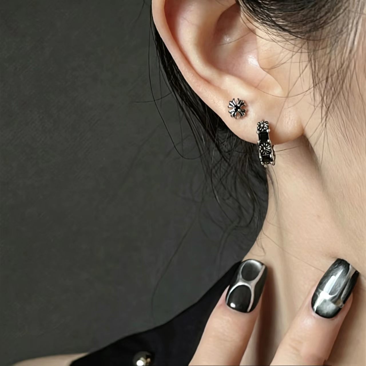 2026 New Gothic Dark Stud Earr - Women'S Fashion Edgy recension och pris