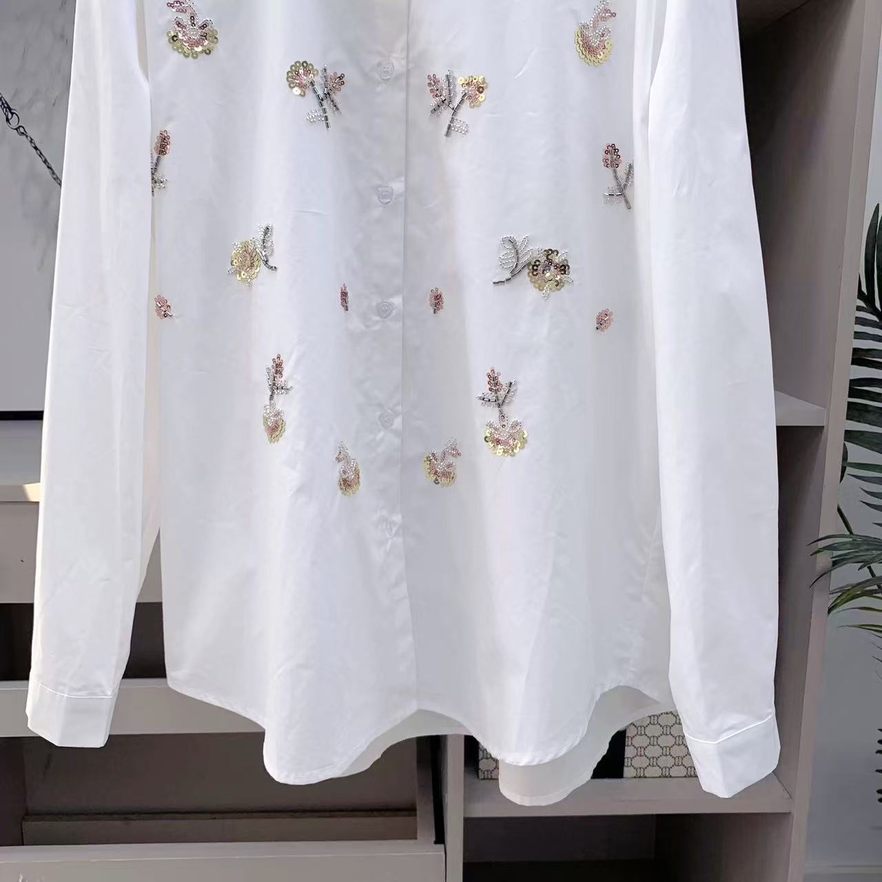 Luxury Sequins Pearls Embroide - Women'S Fashion Trends 2026 Spring Summer recension och pris